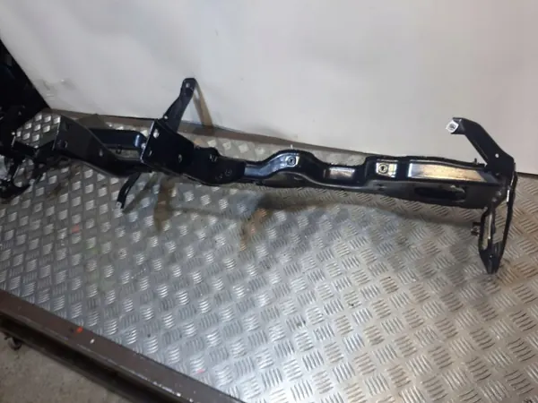 Audi A8 S8 D4 Instrumentbräda Förstärkning OEM 4H1857017A image 2