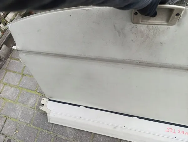 Toyota Avensis T25 Kombi Kofferbakrolgordijn OEM DLL2492 image 9