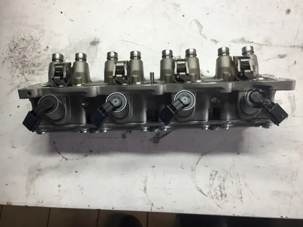 Bloco de válvulas Jaguar OEM H4P36C079BE - Usado image 3