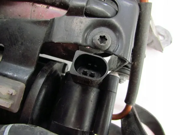 Compresor suspensión Mercedes W213 OEM A2133202804 image 7