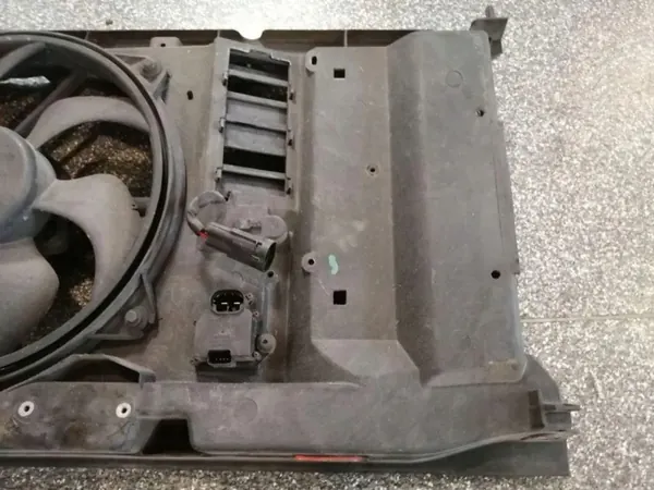 Framremsa OEM 1859383116 för Peugeot 308 SW 2.0L image 6