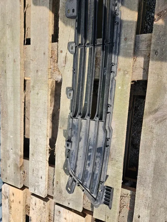 Griglia paraurti anteriore MITSUBISHI Outlander III OEM image 3