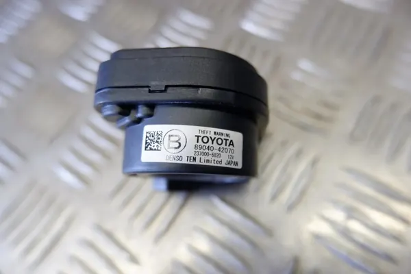 Toyota Alarmsirene OEM 8904042070 - Gebraucht image 4