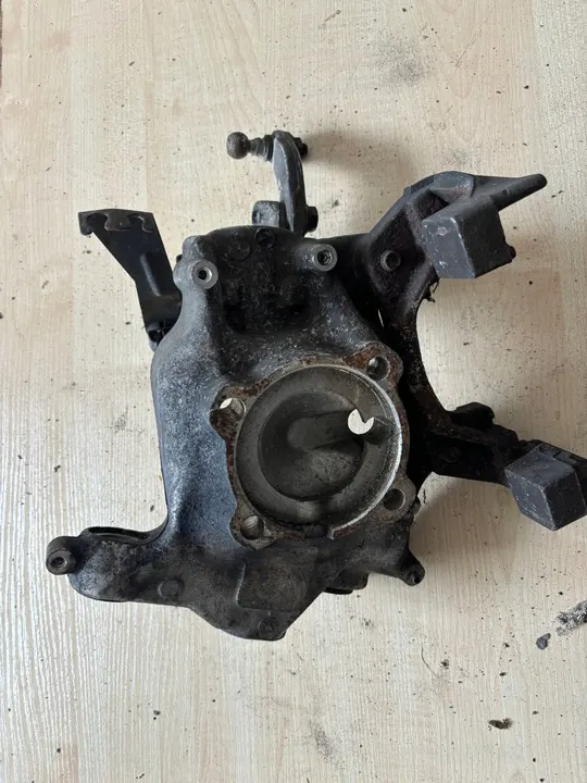 BMW OE 31216793924 Giunto di sterzo anteriore destro image 2