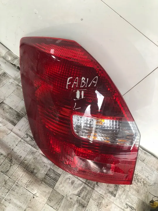 Luces Traseras I+D Skoda Octavia II Sedán DEPO image 6