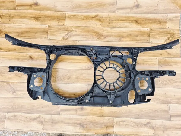 Audi A4 B6 2.5TDI Para-choque Dianteiro 8E0805594A image 3