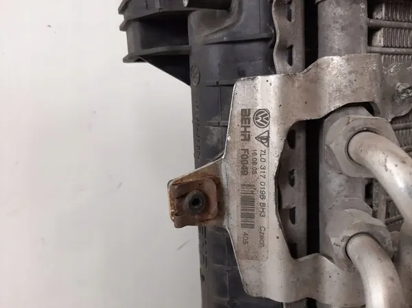 Radiador de agua Porsche Cayenne 4.5 V8 7L0121253A image 9