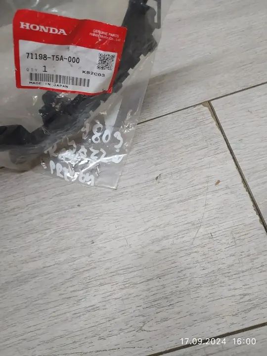 HONDA JAZZ IV Deslizamento do Para-choque Dianteiro Direito 71198-T5A-000 image 3