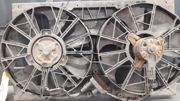 Radiatorventilator Chrysler OE voor New Yorker 3.5 gebruikt image 4