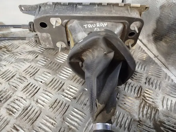 Versnellingspook OEM 1T0711265C voor Volkswagen Touran I image 8