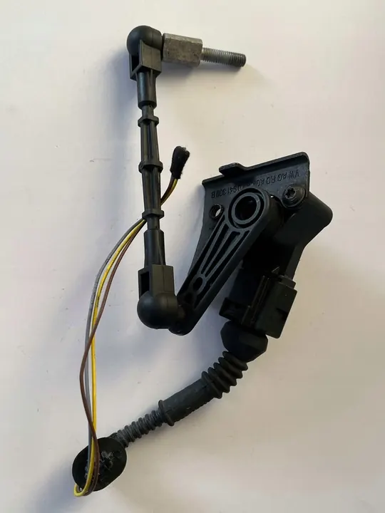 Sensor de nível traseiro esquerdo Audi A4 B9 A5 2017-2025 4M0907503 image 2