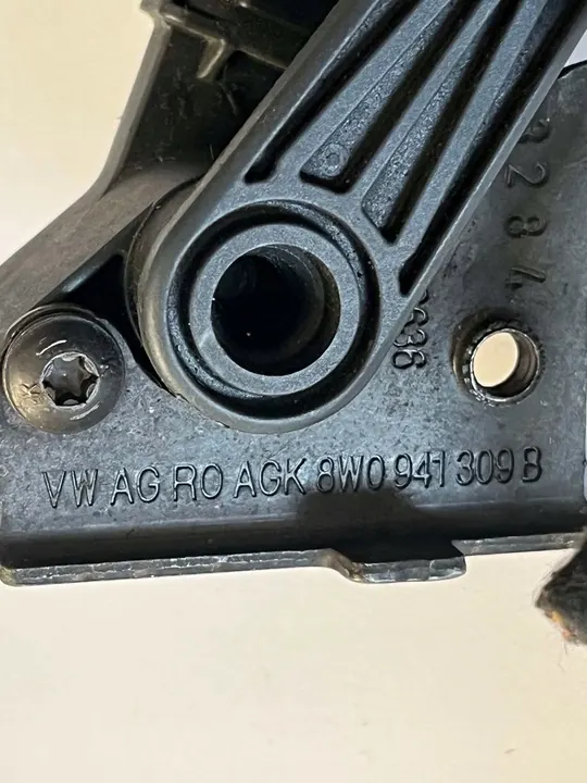 Sensor de nível traseiro esquerdo Audi A4 B9 A5 2017-2025 4M0907503 image 3