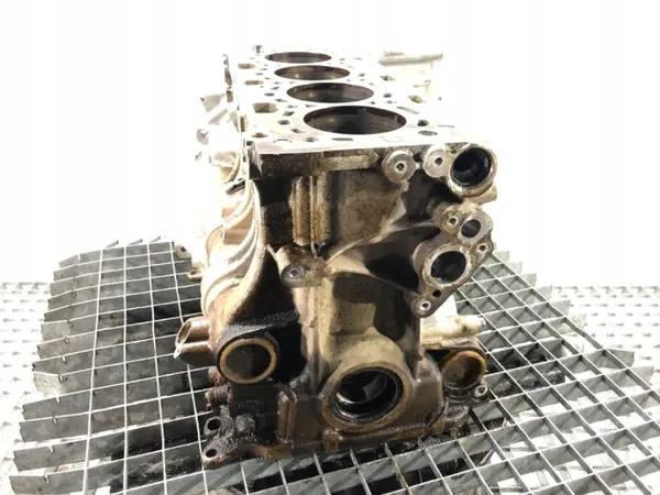 Bloco Motor OEM 8642458 para BMW F34 2.0 184CV image 4