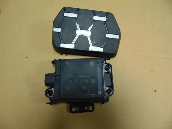 Sensor radar ACC BMW OEM 5A589B4 - Usado image 3