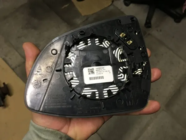 Inserção de Espelho BMW OEM 6003388 - Estado Usado image 3