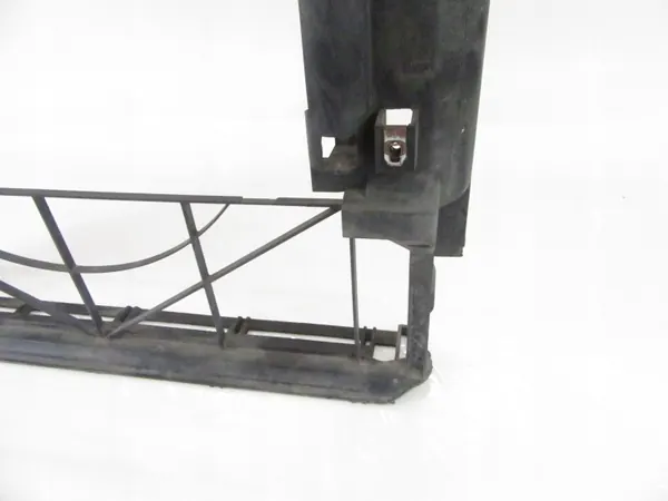 Jäähdyttimen runko OEM 1439105 BMW E53 X5:lle image 3