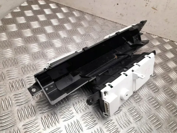 Salpicadero Toyota OE 83800-47251 para Prius 2009 image 3