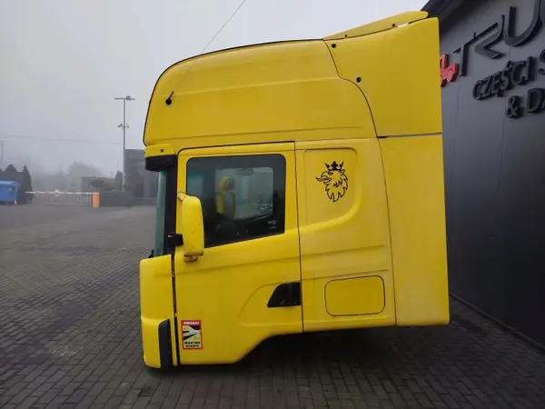 Scania Ohjaamo OEM 124 - Käytetty Kunnossa image 6