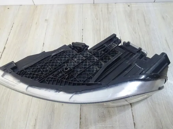 OCTAVIA II 2 LIFT OIKEA XENONVALO 1Z1941018T LLU image 9