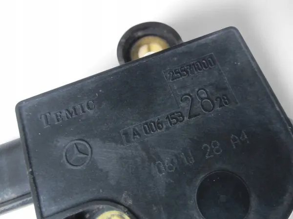 Oljenivåsensor Mercedes GL X164 GL420 4.0 V8 image 3