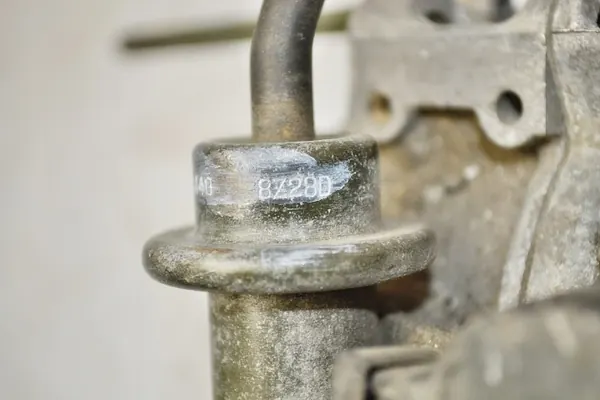 Mikuni Kaasutin OEM A44000440 8Z28D - Käytetty image 9
