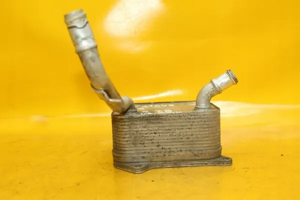 Ölkühler Audi A6 C6 A4 B6 B7 4.2 V8 079117021M image 2