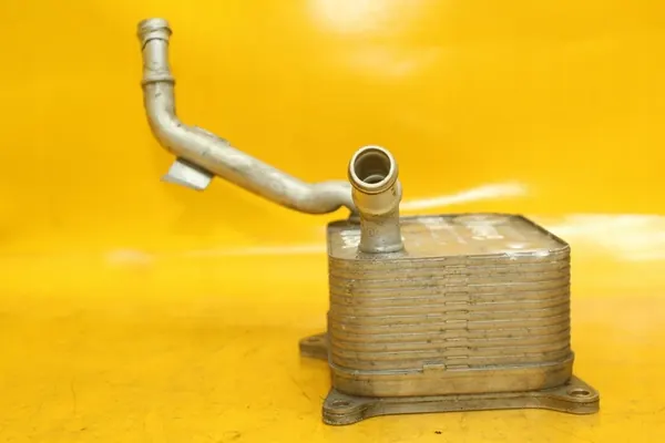 Ölkühler Audi A6 C6 A4 B6 B7 4.2 V8 079117021M image 3