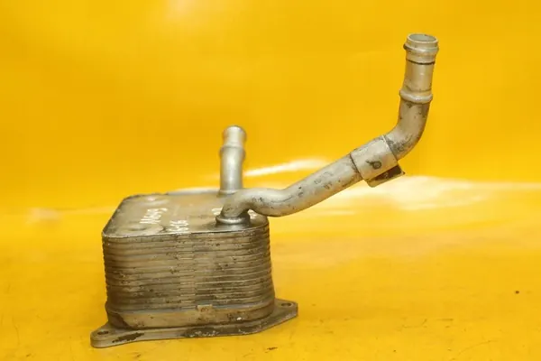 Ölkühler Audi A6 C6 A4 B6 B7 4.2 V8 079117021M image 5