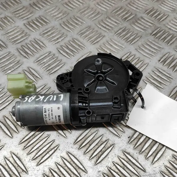 Schiebedachmotor OEM 0390200133 für Skoda Karoq image 5