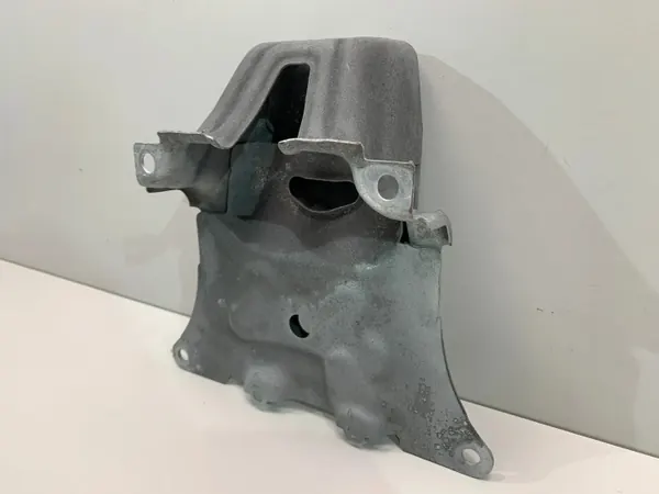 BMW G21 G26 Differentialträgerhalterung OEM 7432154 image 3