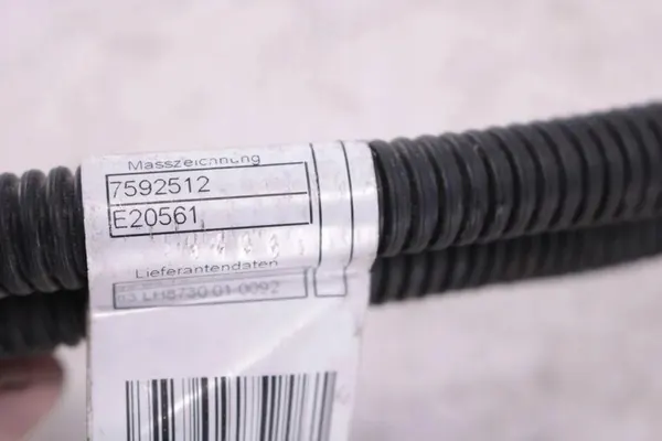 Lignes d'injection de carburant BMW 5 (F10) 3.0L 225kW 2012 OEM 7592511 image 4