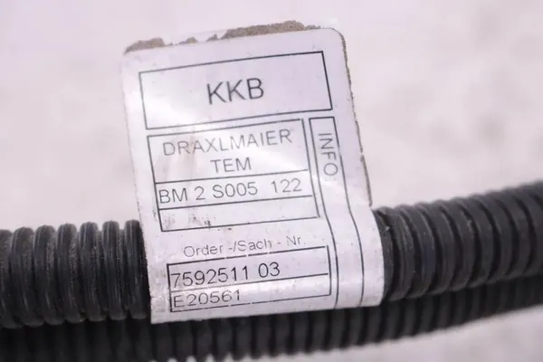 Lignes d'injection de carburant BMW 5 (F10) 3.0L 225kW 2012 OEM 7592511 image 6