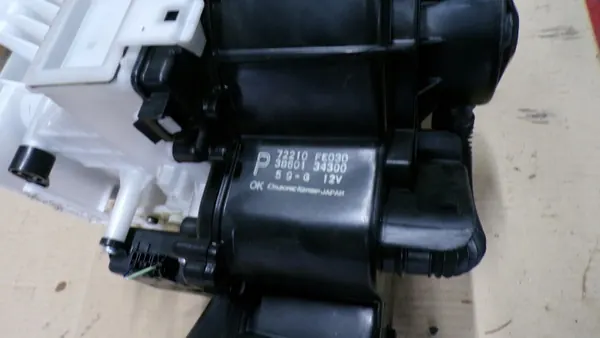 Gebläse Heizung SUBARU IMPREZA 2 II OEM image 4