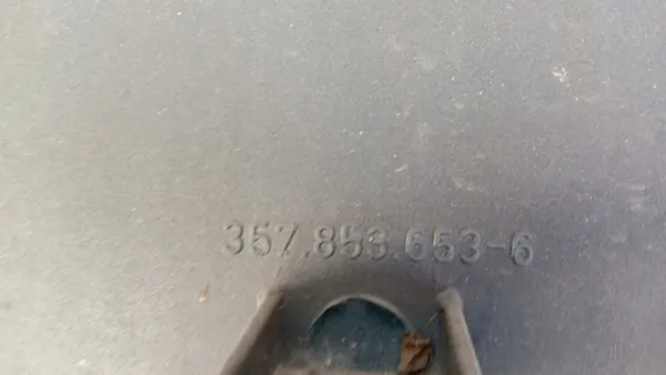 VW Passat B3 Grille 1988-1993 OEM 357853653 image 5