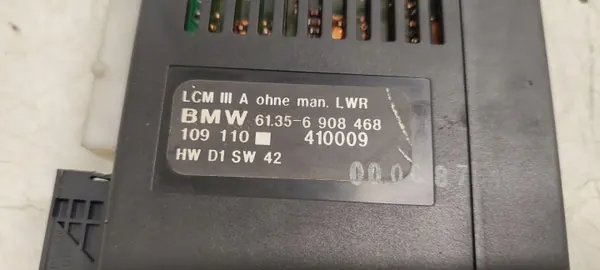 Module contrôle lumières OEM 6908468 pour BMW E39 image 4