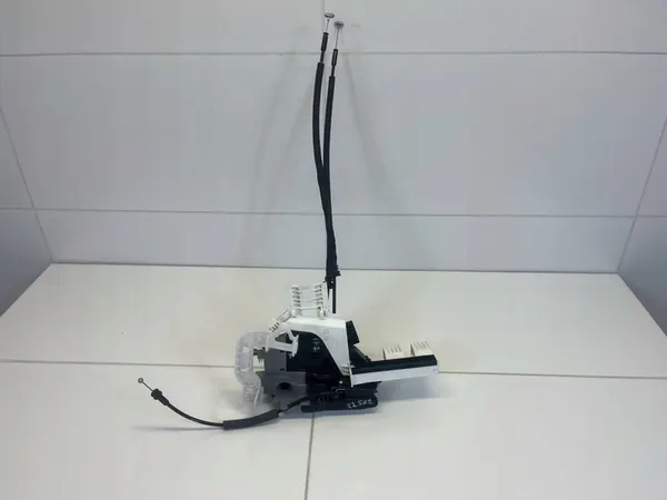 Framdörrslås Höger Hyundai Tucson 3 2019 81320D3000 image 6