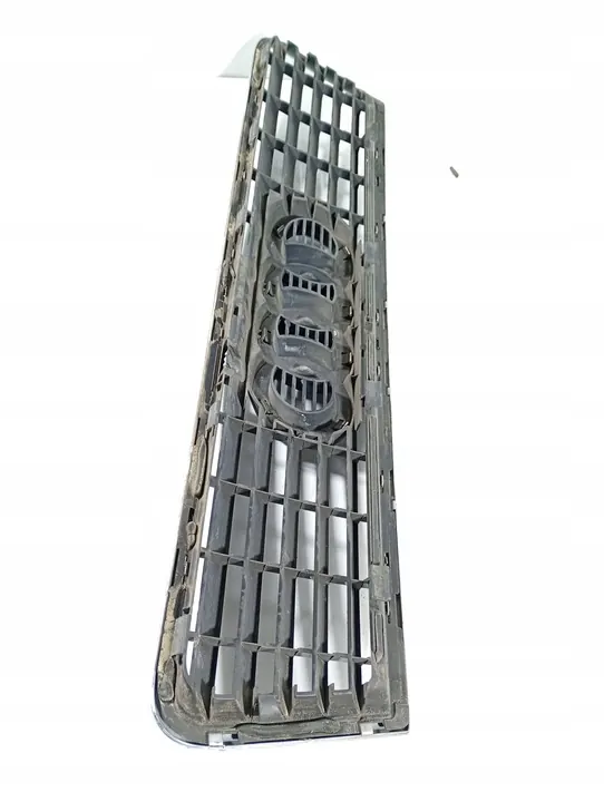 Audi A6 C5 97-04 Grill image 3