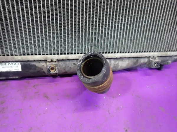 Honda OE Waterradiator OEM Zawada-379132- Gebruikt image 4