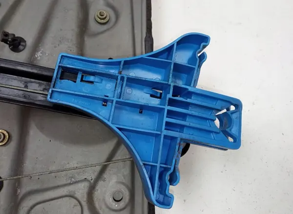 Mecanismo de janela traseira esquerda Volkswagen Bora 1.9 TDI image 3