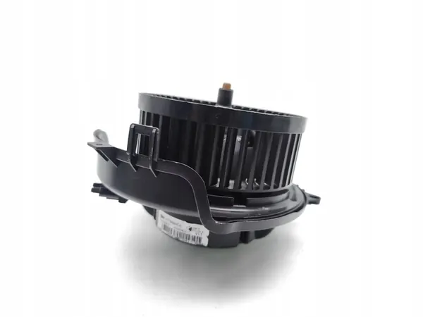 VW T-Roc Verwarmingsventilator 1.5 TSI 2021 image 3