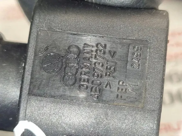 SEAT EXEO achterlicht connector OEM 4B0973732 image 4