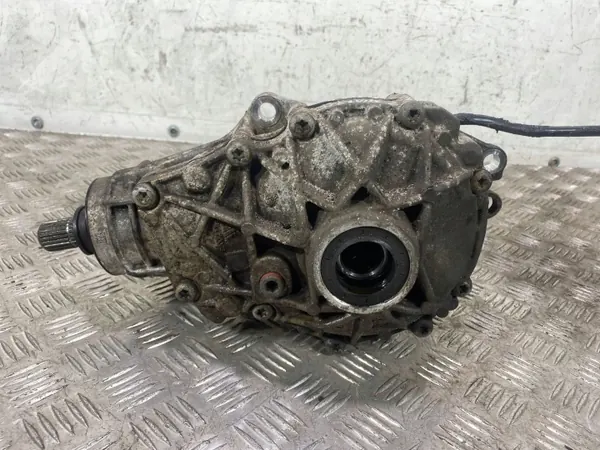 Alfa Romeo Stelvio Framdifferential OEM 0055284590 image 3