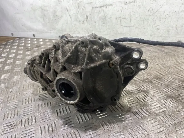 Alfa Romeo Stelvio Framdifferential OEM 0055284590 image 4