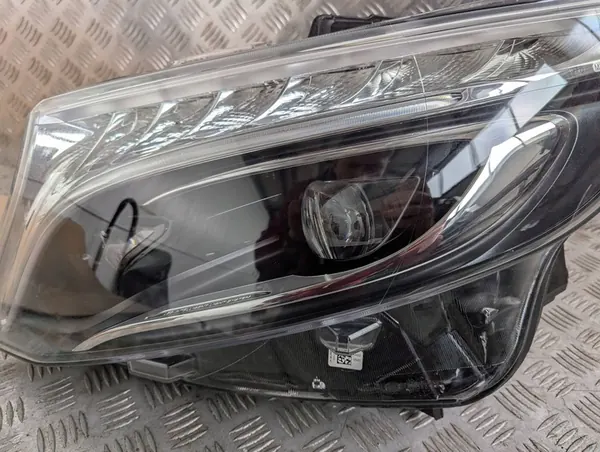 V-Klasse Viano W447 2014-2019 Linker Voor LED Lamp A4479061801 image 5