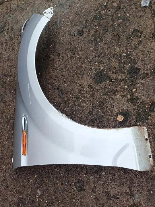 Etupuskuri Ford Mondeo MK4 BA7 image 7