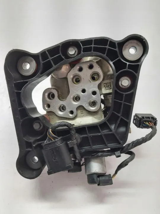 Klepblok OEM 6775258 voor BMW F01 F10 F11 image 4