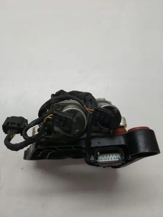 Klepblok OEM 6775258 voor BMW F01 F10 F11 image 6
