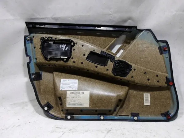 BMW OE PEC8858 Schiebetürverkleidung Rechte Seite image 4