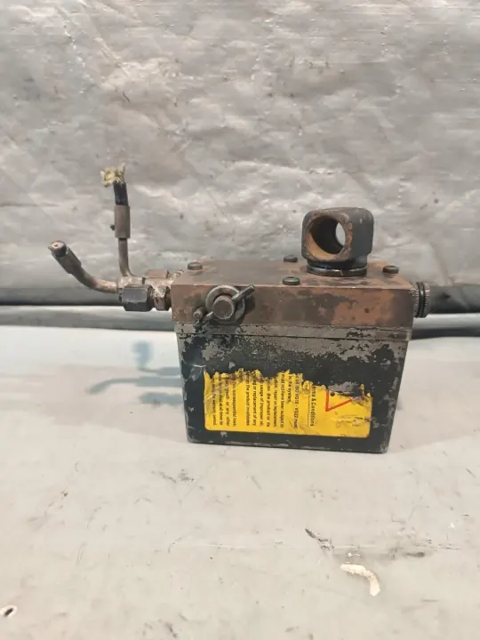 Pompe de levage de cabine OEM 123.600-00A PE Automotive image 3