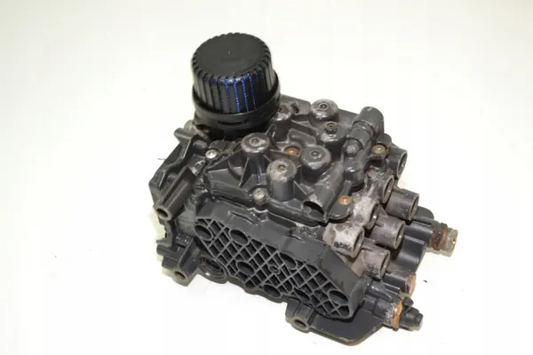 Válvula de Secado Mercedes OEM A0014460464 - Usado image 8